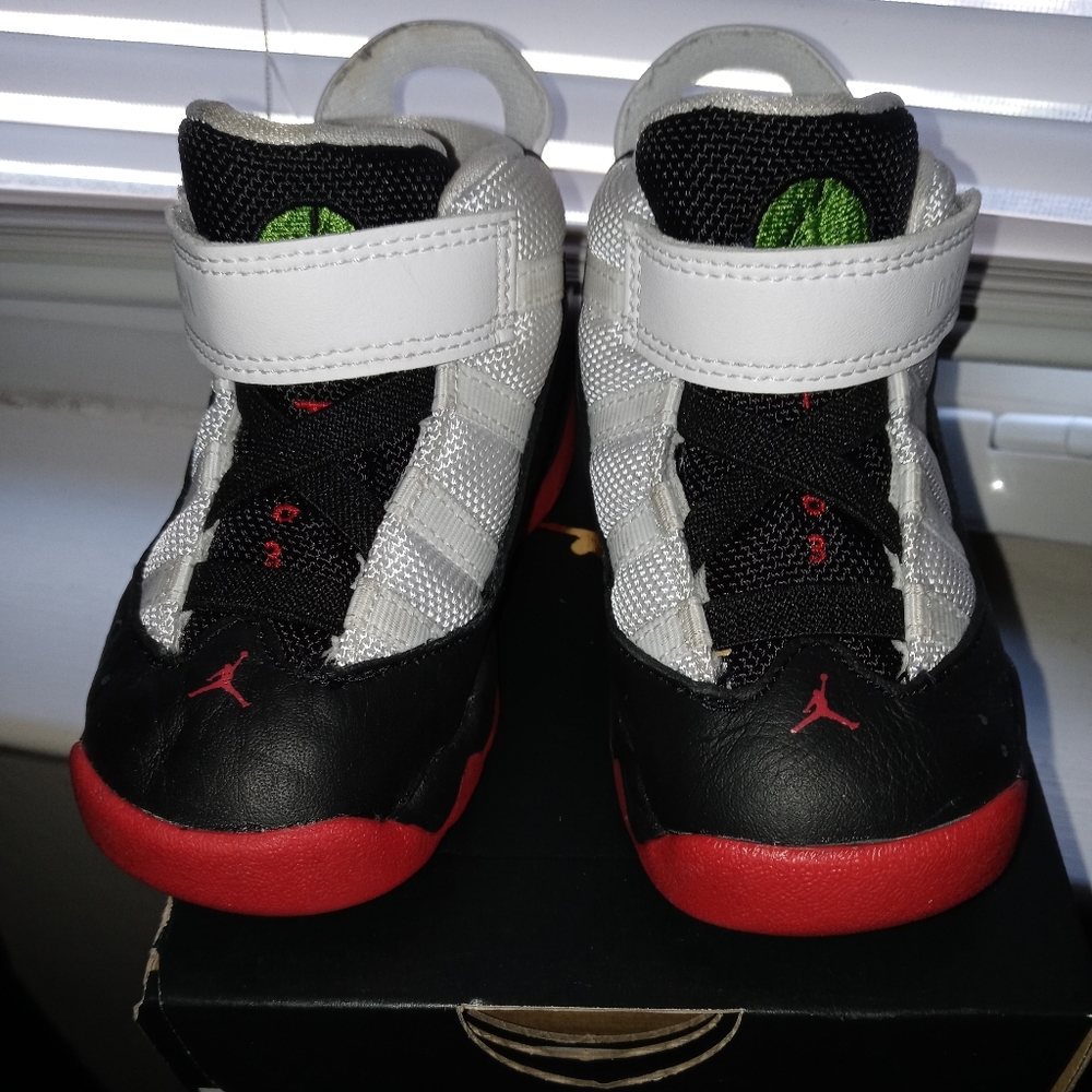 Jordan 6 Rings, size 6c, Red
